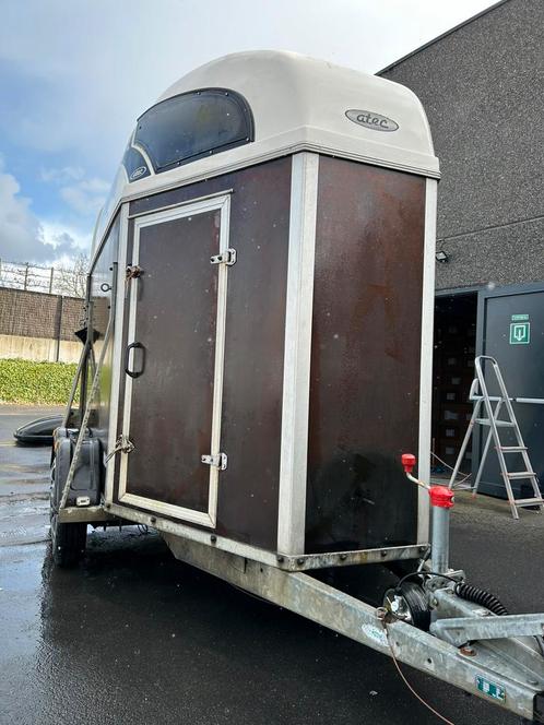 Atec starline 2 paards alu anti slip vloer !, Dieren en Toebehoren, Paarden en Pony's | Trailers en Aanhangwagens, Zo goed als nieuw