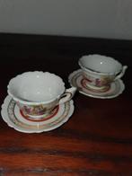 Antieken miniatuur tassen en ondertassen. (2x), Enlèvement