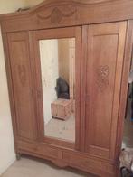 Garderobe antique à donner, Huis en Inrichting, Kasten | Kleerkasten, Ophalen