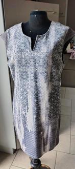 Kleed wit/grijs "kapalua" maat 42, Kleding | Dames, Jurken, Overige kleuren, Kapalua, Maat 42/44 (L), Ophalen of Verzenden
