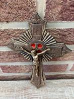 Mooi Oud koper kruisje, Ophalen, Koper