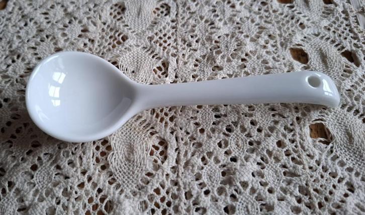 Ovenvaste wit porseleinen lepel, TSC Culinair, Antiek en Kunst, Curiosa en Brocante, Ophalen of Verzenden