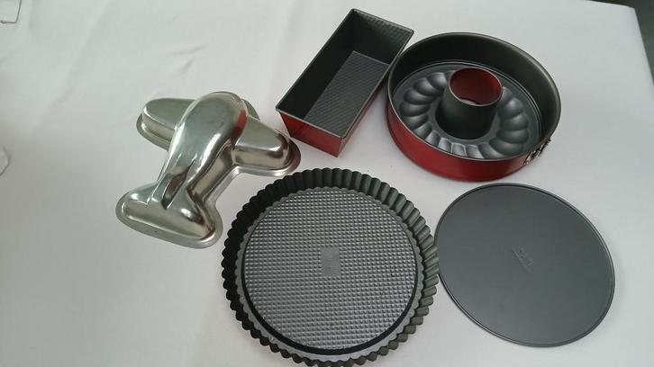 Bakvorm vliegtuig en set bakvormen, Hobby en Vrije tijd, Taarten en Cupcakes maken, Zo goed als nieuw, Bakvorm, Ophalen