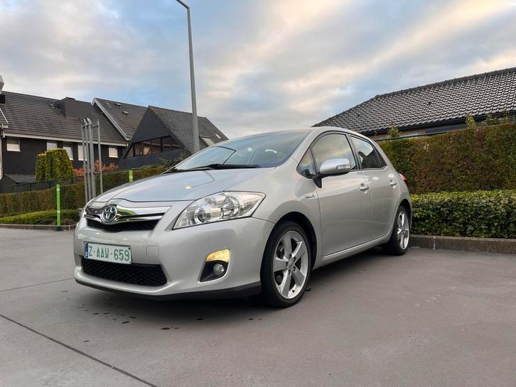 Toyota Auris 1.8 benzine Hybride automaat , Camera, Auto's, Toyota, Bedrijf, Te koop, Auris, Hybride Elektrisch/Benzine, Euro 5