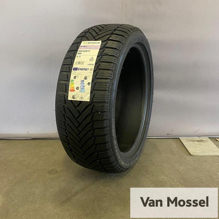 Michelin Alpin 6 205/45/R17 88V, Auto-onderdelen, Banden en Velgen, Band(en), Winterbanden, 17 inch, 205 mm, Personenwagen, Gebruikt