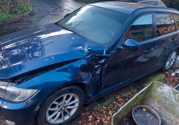Bmw 318d 2012 schadewagen beschikbaar voor biedingen