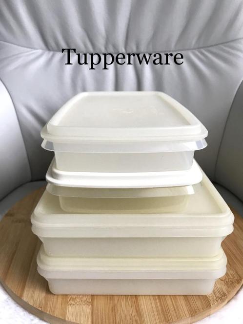 Tupperware 2 X dezelfde dozen met deksel ., Maison & Meubles, Cuisine| Tupperware, Comme neuf, Autres types, Blanc, Envoi