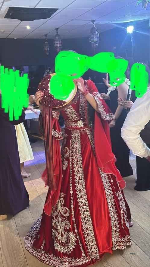 Rode kaftan met zilveren steentjes, Kleding | Dames, Carnavalskleding en Feestkleding, Zo goed als nieuw, Maat 38/40 (M), Ophalen