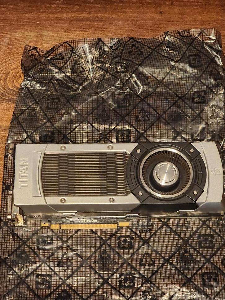 NVIDIA GeForce GTX TITAN 6 Go (modèle phare de 2013), Informatique & Logiciels, Cartes vidéo, Nvidia, GDDR5, Enlèvement ou Envoi