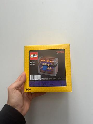 LEGO 6510864 dungeons & dragons mimic dice box