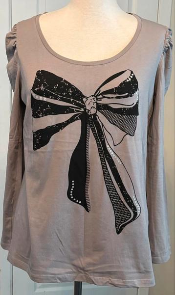 Vêtements femme différentes tailles beschikbaar voor biedingen
