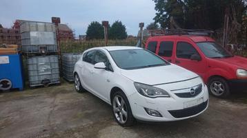 Toutes pièces Opel astra j 1700 diesel