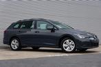 Volkswagen Golf VIII Life eTSI (bj 2023, automaat), Auto's, Volkswagen, Stof, Gebruikt, Euro 6, Bedrijf