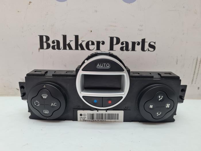 Kachel Bedieningspaneel van een Renault Megane, Auto-onderdelen, Dashboard en Schakelaars, Renault, Gebruikt, 3 maanden garantie