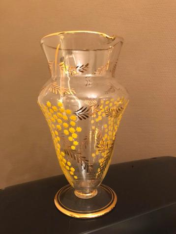 Karaf met Mimosa-patroon beschikbaar voor biedingen