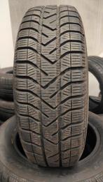 175/65r15 Pirelli 35€ per stuk met montage en balanceren, Ophalen