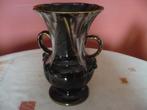 Antieke vaas licht beschadigd, Antiquités & Art, Antiquités | Vases, Enlèvement ou Envoi