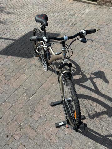 Velo tout chemin tres bon état beschikbaar voor biedingen