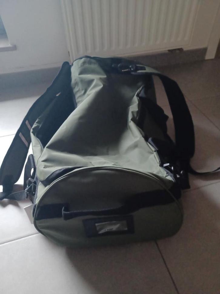 Beagles Originals Tokyo Reistas Waterproof Olijfgroen, Bijoux, Sacs & Beauté, Sacs | Sacs de voyage & Petits Sacs de voyage, Neuf