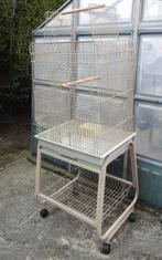 Cage à perroquet ou grande perruche, Dieren en Toebehoren, Vogels | Hokken en Kooien, Ophalen, Gebruikt, Metaal, Vogelkooi
