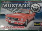 Ford Mustang 1:24 40th anniversary, Hobby en Vrije tijd, Ophalen of Verzenden, Zo goed als nieuw, Revell