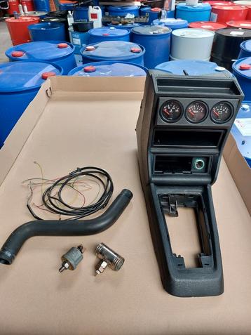 VW GOLF mk2 votex console met nieuwe vdo meters,set kompleet beschikbaar voor biedingen