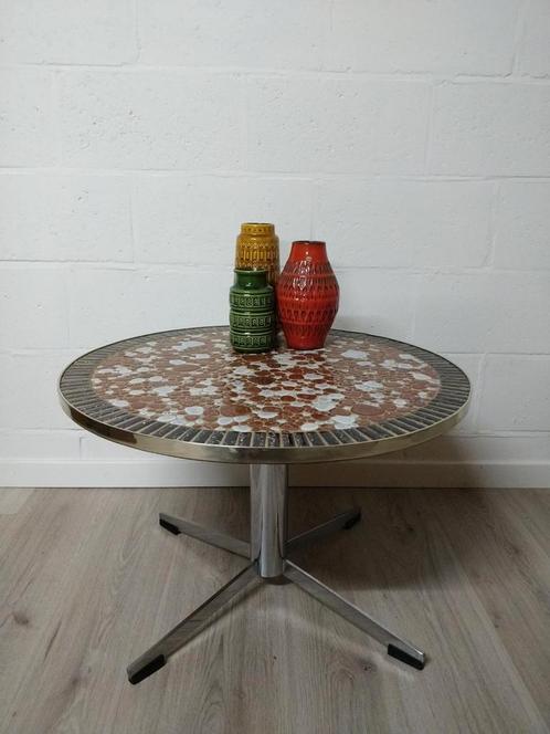 Vintage mozaïek salontafel | bijzettafeltje | sidetable, Huis en Inrichting, Tafels | Sidetables, Zo goed als nieuw, Ophalen