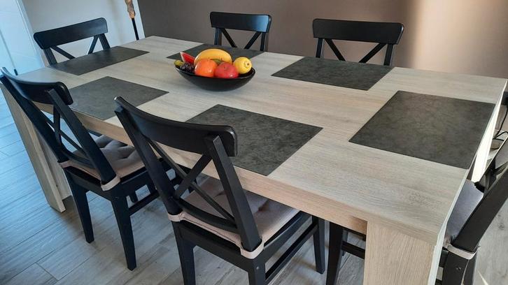 Eetkamertafel 8 personen, dressoir, tv-meubel, salontafel 2, Huis en Inrichting, Complete eetkamers, Zo goed als nieuw, Ophalen