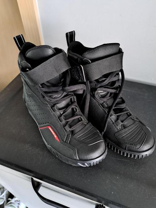 motorsneakers/bottines maat 41, Motoren, Kleding | Motorkleding, Laarzen, Dames, Heren, Kinderen, Nieuw zonder kaartje, Ophalen