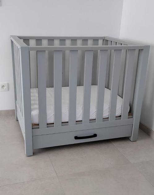 Box met lade TWF, Kinderen en Baby's, Babyparken, Zo goed als nieuw, Lade, Ophalen