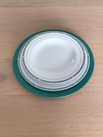Servies, Huis en Inrichting, Keuken | Servies, Ophalen, Zo goed als nieuw, Porselein, Bord(en)