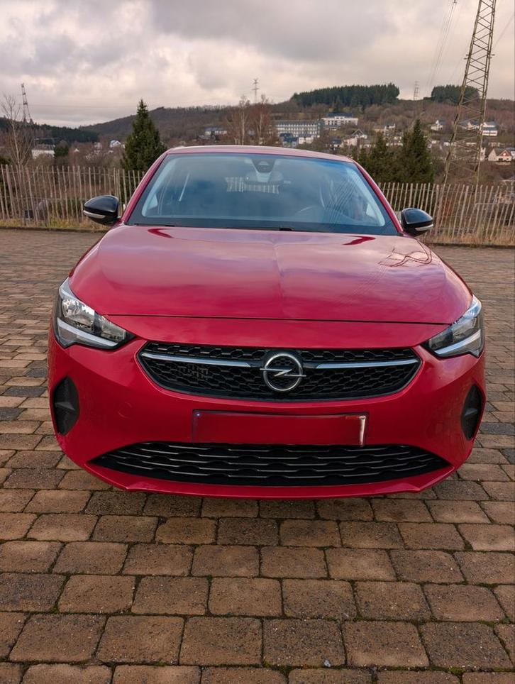 Opel corsa 100ch, Autos, Opel, Corsa, Essence, Hatchback, 5 portes, Boîte manuelle, Rouge, Gris, Tissu, Traction avant, Entretenue par le concessionnaire