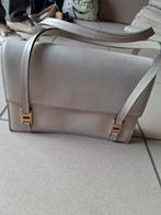 Sac delvaux, Ophalen