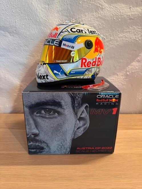 Max Verstappen Red Bull Racing helm schaal 1:2, Verzamelen, Automerken, Motoren en Formule 1, Zo goed als nieuw, Formule 1, Ophalen of Verzenden