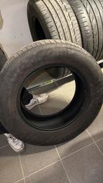 2 pneus Continental 255/60/18 avec support, Enlèvement