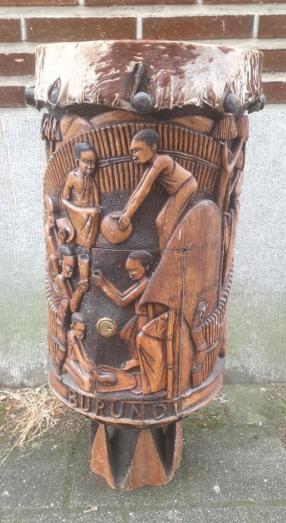 AFRIKAANSE VOLKSKUNST TAMBOER, Muziek en Instrumenten, Percussie, Gebruikt, Ophalen