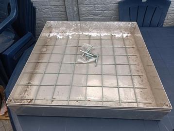 Klinker deksel 80cm.breed diep10cm beschikbaar voor biedingen