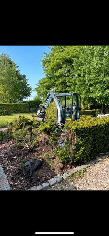 Graafmachine te huur beschikbaar voor biedingen