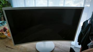  Écran Samsung incurvé 32″ blanc – Modèle C32F391FWU – Exc beschikbaar voor biedingen
