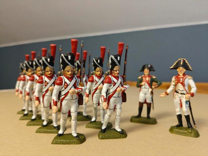 12  soldaatjes Storme 54mm 3'de regiment Grenadiers Napoleon, Hobby en Vrije tijd, Modelbouw | Figuren en Diorama's, Zo goed als nieuw