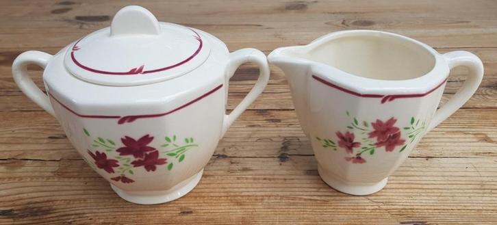 Oud Frans brocante roomstel met bloemen, Badonviller, Maison & Meubles, Cuisine | Vaisselle, Utilisé, Autres types, Autres styles