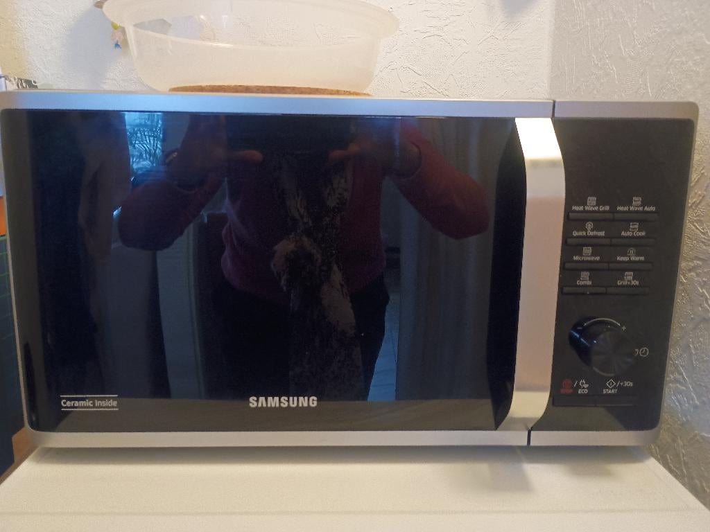 Samsung combi microgolfoven, Elektronische apparatuur, Microgolfovens, Ophalen, Oven, Microgolfoven