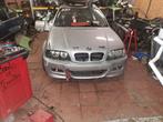 Bmw e46 met gelaste rolkooi voor rally , drift , ...