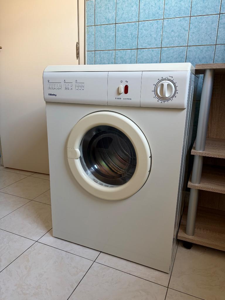 Droogkast, Elektronische apparatuur, Droogkasten, Ophalen, Gebruikt, Minder dan 85 cm, Voorlader