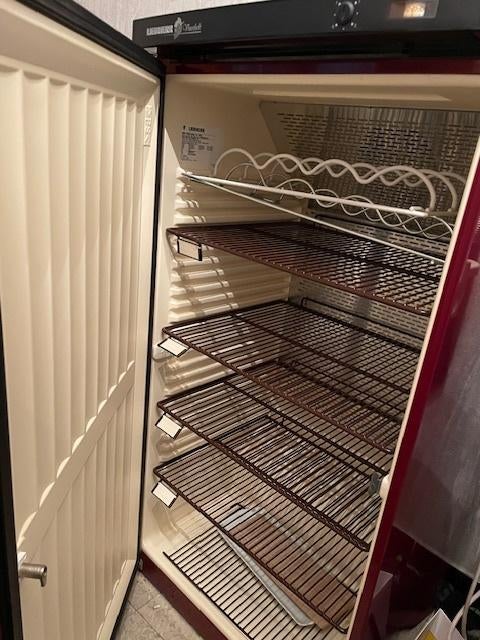 Liebherr wijnbewaarkast, Ophalen, Gebruikt