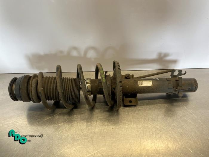 Barre amortisseur avant droit d'un Seat Ibiza (Ibiza 08-), Autos : Pièces & Accessoires, -, 3 mois de garantie, Utilisé, -