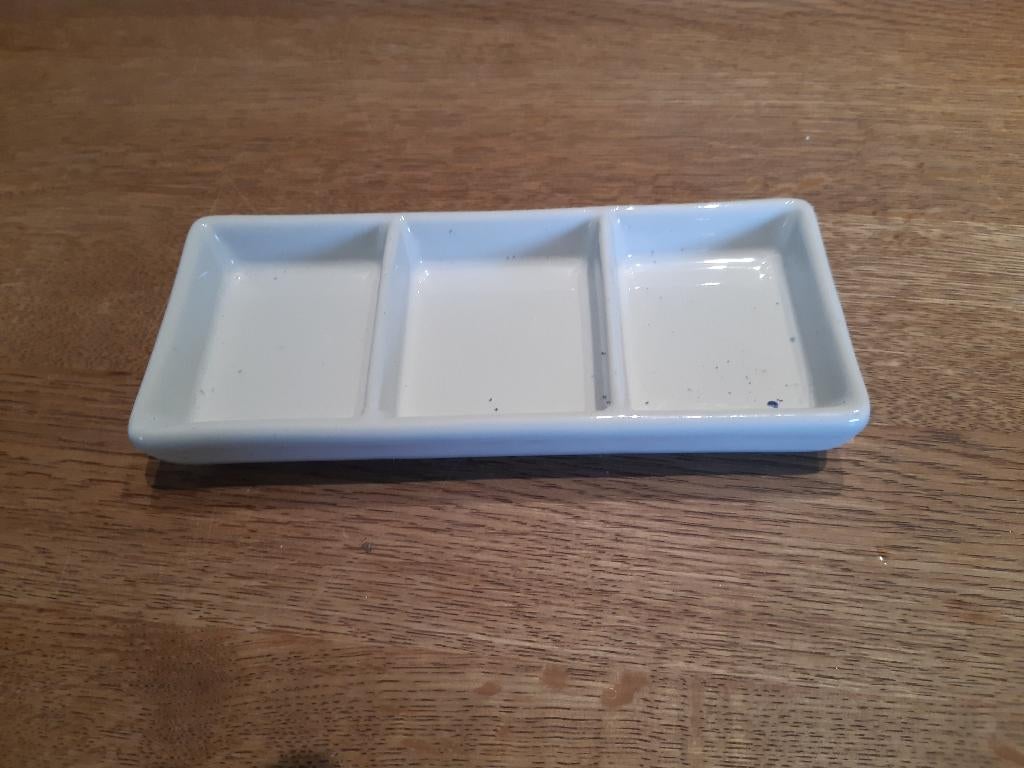 schaaltje wit, Huis en Inrichting, Keuken | Servies, Ophalen of Verzenden, Zo goed als nieuw, Schaal of Schalen