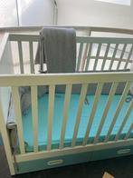 Wit babybedje en kastje, Moins de 70 cm, Comme neuf, Moins de 140 cm, Enlèvement