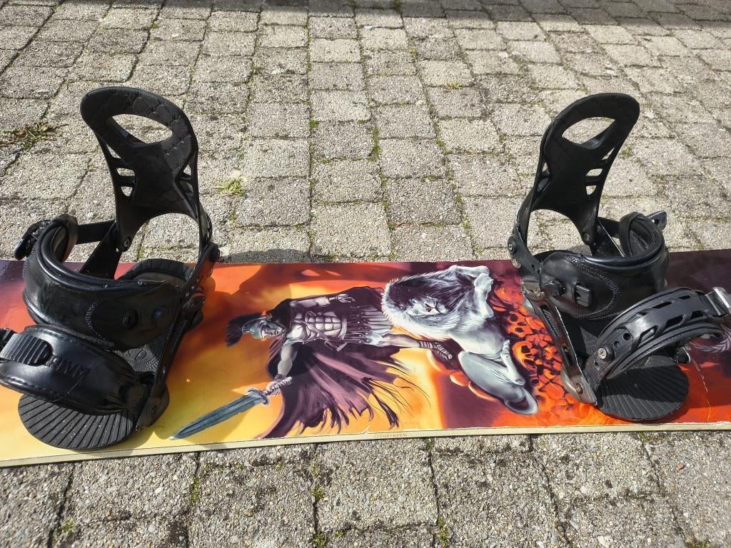 Imperium snowboard All-mountain 156cm, Sports & Fitness, Snowboard, Enlèvement, Utilisé, Fixations