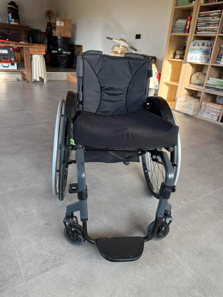 Kuschall actieve rolstoel, Diversen, Rolstoelen, Zo goed als nieuw, Ophalen